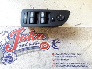 Gebruikte Schakelaar Elektrisch Raam BMW 1 serie (E87/87N) 116i 2.0 16V Prijs op aanvraag aangeboden door Autodemontage Joko B.V.