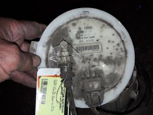 Gebruikte Tank element Pomp Opel Zafira (M75) 2.2 16V Direct Ecotec Prijs op aanvraag aangeboden door Autodemontage Joko B.V.