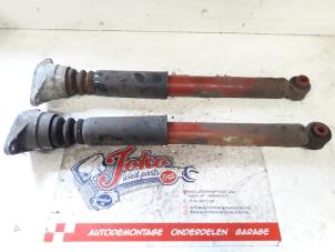 Gebruikte Schokdemper set Audi A4 Avant (B7) 2.0 TDI 16V Prijs op aanvraag aangeboden door Autodemontage Joko B.V.