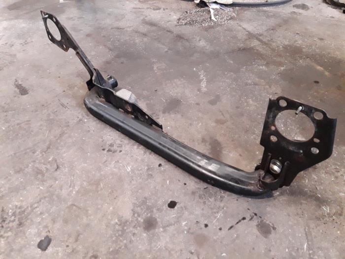 Gebruikte Intercooler Buis Audi A4 Avant (B7) 2.0 TDI 16V Prijs op aanvraag aangeboden door Autodemontage Joko B.V.