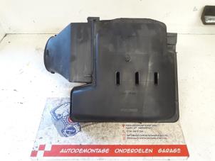 Gebruikte Luchtfilterhuis Dacia Duster (HS) 1.6 16V Prijs op aanvraag aangeboden door Autodemontage Joko B.V.