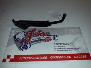 Gebruikte Schuifdeurrol rechts Fiat Doblo Cargo (263) 1.3 MJ 16V DPF Euro 5 Prijs op aanvraag aangeboden door Autodemontage Joko B.V.