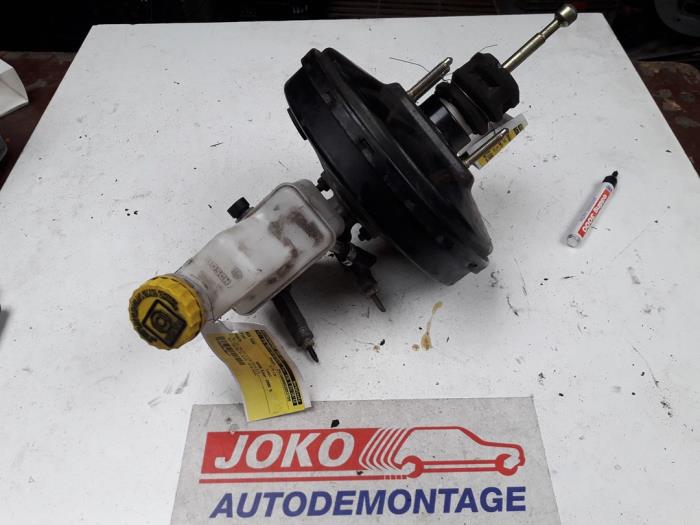 Gebruikte Hoofdremcilinder Fiat Punto II (188) 1.2 16V Prijs op aanvraag aangeboden door Autodemontage Joko B.V.