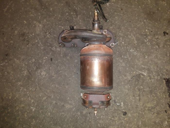 Gebruikte Katalysator Volkswagen Polo IV (9N1/2/3) 1.2 12V Prijs op aanvraag aangeboden door Autodemontage Joko B.V.