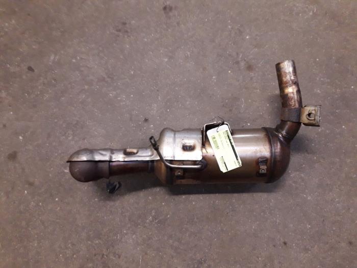Gebruikte Katalysator Opel Corsa D 1.3 CDTi 16V ecoFLEX Prijs op aanvraag aangeboden door Autodemontage Joko B.V.