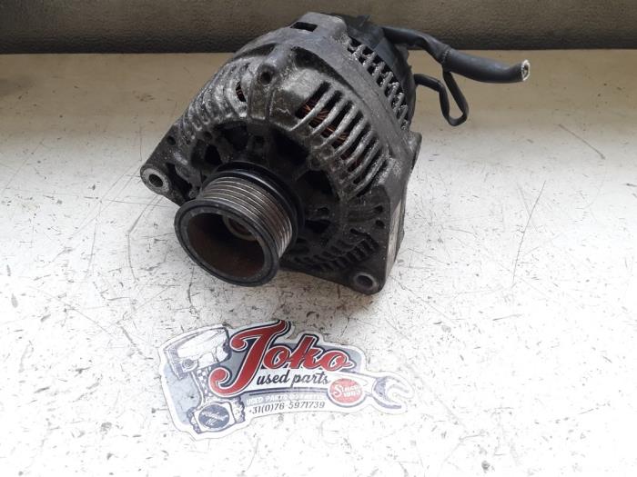 Gebruikte Alternator Mercedes CLK (C208) 2.0 200 16V Prijs op aanvraag aangeboden door Autodemontage Joko B.V.