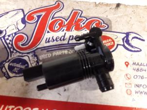 Nieuwe Ruitensproeierpomp voor Volvo XC40 (XZ) Recharge Twin 78 kWh Prijs op aanvraag aangeboden door Autodemontage Joko B.V.