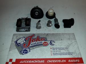 Gebruikte Cilinderslotenset (compleet) Opel Agila (A) 1.2 16V Prijs op aanvraag aangeboden door Autodemontage Joko B.V.