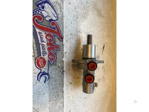 Gebruikte Hoofdremcilinder Audi A8 (D3) 4.2 V8 40V Quattro Prijs op aanvraag aangeboden door Autodemontage Joko B.V.