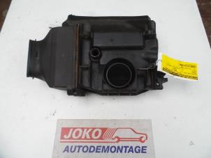 Gebruikte Luchtfilterhuis Renault Scénic I (JA) 1.6 16V Prijs op aanvraag aangeboden door Autodemontage Joko B.V.