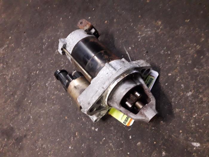 Gebruikte Startmotor Honda CR-V (RD5/6/7/8) 2.0i 16V VTEC Prijs op aanvraag aangeboden door Autodemontage Joko B.V.
