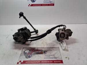 Gebruikte Pomp Servo Mercedes 190 (W201) 2.3 E Kat. Prijs op aanvraag aangeboden door Autodemontage Joko B.V.