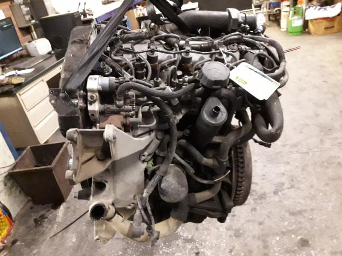 Gebruikte Motor Volvo V40 (VW) 1.9 D Prijs op aanvraag aangeboden door Autodemontage Joko B.V.