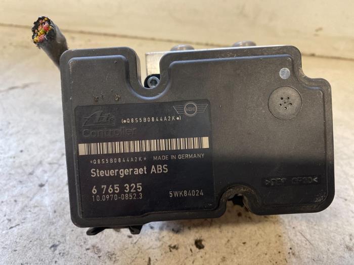 ABS Computer van een MINI Mini One/Cooper (R50) 1.6 16V One 2005