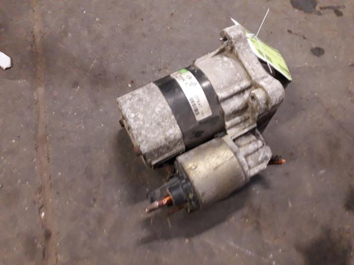 Gebruikte Startmotor Renault Megane II (BM/CM) 1.4 16V 98 Prijs op aanvraag aangeboden door Autodemontage Joko B.V.