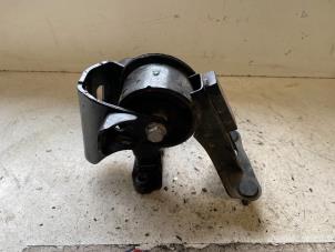 Gebruikte Motorrubber Toyota Auris (E18) 1.8 16V Hybrid Prijs op aanvraag aangeboden door Autodemontage Joko B.V.