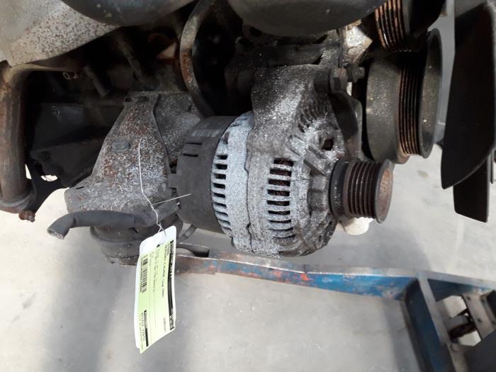 Gebruikte Dynamo Mercedes C Combi (S202) 1.8 C180T 16V Prijs op aanvraag aangeboden door Autodemontage Joko B.V.