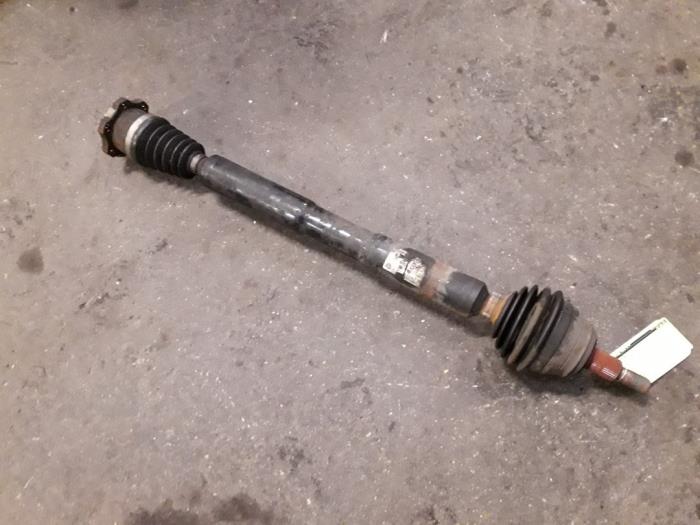 Gebruikte Steekas rechts-voor Volkswagen Golf IV (1J1) 2.3 V5 GTI Prijs op aanvraag aangeboden door Autodemontage Joko B.V.