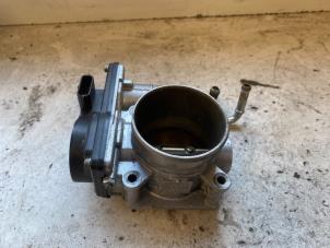 Gebruikte Gasklephuis Renault Megane III Coupe (DZ) 2.0 16V CVT Prijs op aanvraag aangeboden door Autodemontage Joko B.V.