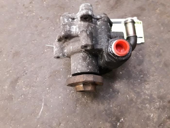 Gebruikte Servopomp Volkswagen Lupo (6X1) 1.7 SDi 60 Prijs op aanvraag aangeboden door Autodemontage Joko B.V.