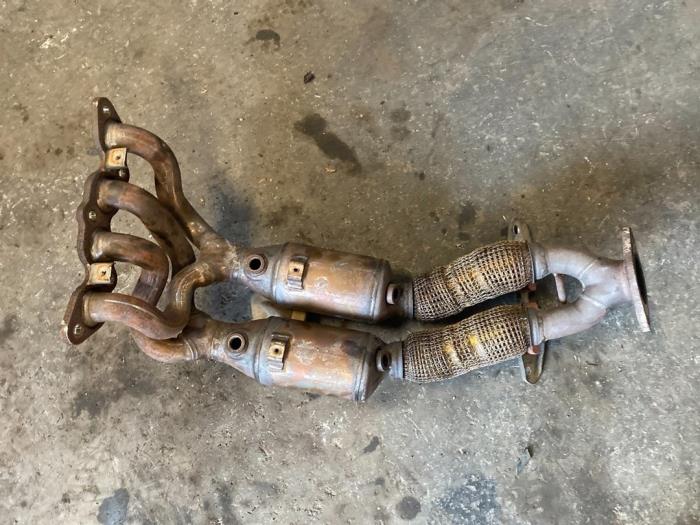Gebruikte Katalysator Ford Focus 3 1.6 Ti-VCT 16V 125 Prijs op aanvraag aangeboden door Autodemontage Joko B.V.