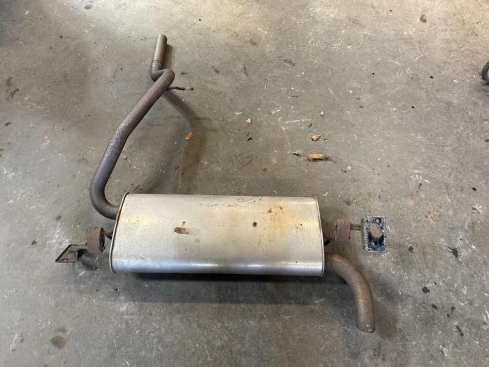Gebruikte Uitlaat Einddemper Ford Focus 3 1.6 Ti-VCT 16V 125 Prijs op aanvraag aangeboden door Autodemontage Joko B.V.