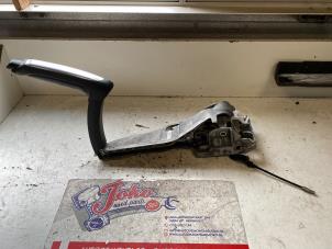 Gebruikte Handrem Mechaniek Ford Focus 3 1.6 Ti-VCT 16V 125 Prijs op aanvraag aangeboden door Autodemontage Joko B.V.
