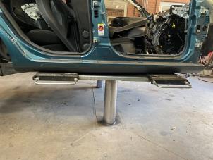 Gebruikte Dorpel rechts Skoda Octavia Combi (1Z5) 1.6 MPI Prijs op aanvraag aangeboden door Autodemontage Joko B.V.