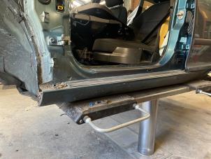 Gebruikte Dorpel links Skoda Octavia Combi (1Z5) 1.6 MPI Prijs op aanvraag aangeboden door Autodemontage Joko B.V.