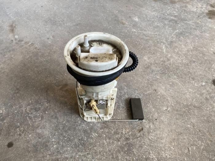 Gebruikte Brandstofpomp Elektrisch Skoda Fabia (6Y2) 1.4i 16V Prijs op aanvraag aangeboden door Autodemontage Joko B.V.