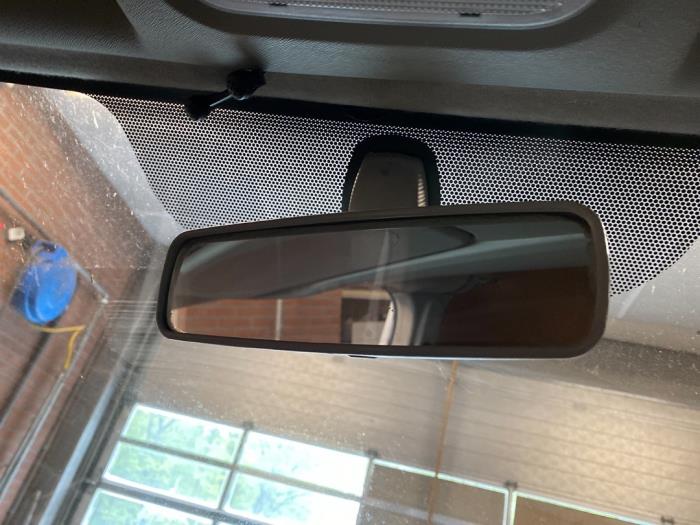 Spiegel binnen van een Renault Kangoo Express (FW) 1.5 dCi 75 2012