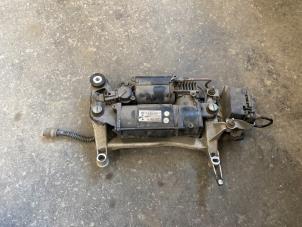 Gebruikte Compressor Volkswagen Touareg (7LA/7L6) 3.2 V6 24V Prijs op aanvraag aangeboden door Autodemontage Joko B.V.
