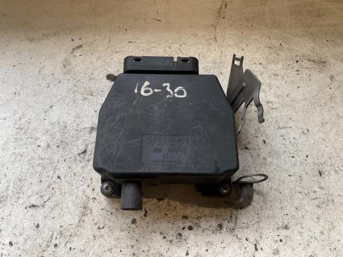 Gebruikte EGR module Volkswagen Passat Variant (3C5) 1.9 TDI Prijs op aanvraag aangeboden door Autodemontage Joko B.V.