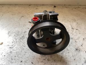 Gebruikte Pomp Servo Ford Transit Connect 1.8 TDCi 75 Prijs op aanvraag aangeboden door Autodemontage Joko B.V.