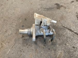 Gebruikte Hoofdremcilinder Ford Transit Connect 1.8 TDCi 75 Prijs op aanvraag aangeboden door Autodemontage Joko B.V.