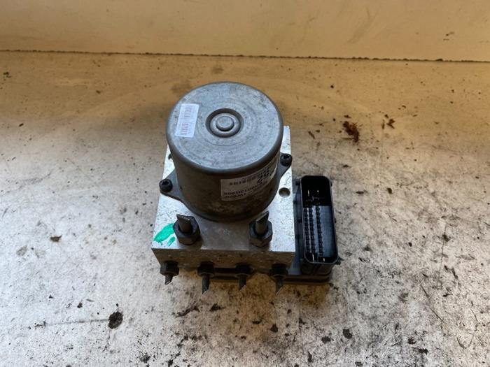 Gebruikte Computer ABS Kia Rio III (UB) 1.2 CVVT 16V Prijs op aanvraag aangeboden door Autodemontage Joko B.V.