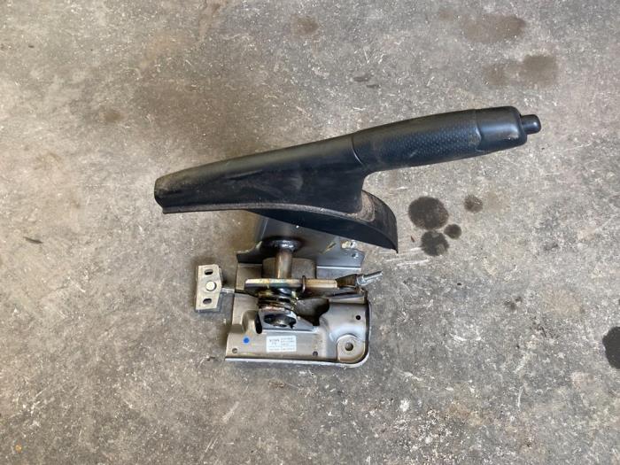 Gebruikte Handrem Mechaniek Nissan Juke (F15) 1.2 DIG-T 16V Prijs op aanvraag aangeboden door Autodemontage Joko B.V.