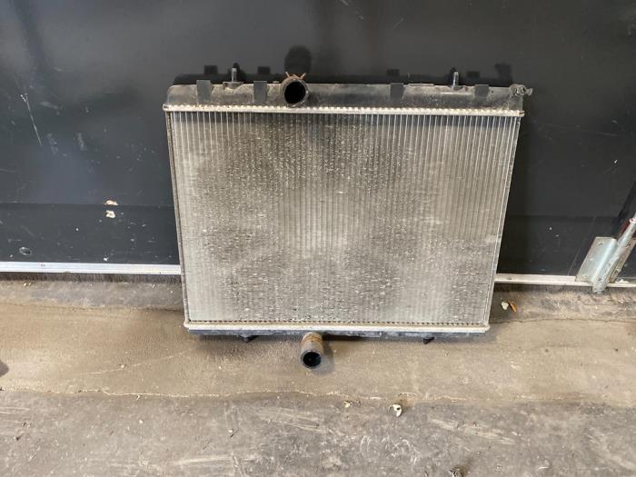 Gebruikte Radiateur Citroen Berlingo Cinqspace, Multispace 1.6 HDi 90 Prijs op aanvraag aangeboden door Autodemontage Joko B.V.