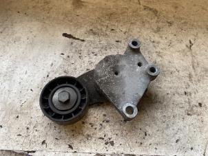 Gebruikte Spanrol Multiriem Ford Fiesta 6 (JA8) 1.6 TDCi 16V 95 Prijs op aanvraag aangeboden door Autodemontage Joko B.V.