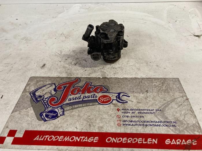Gebruikte Servopomp Volkswagen Golf II (19E) 1.8i Prijs op aanvraag aangeboden door Autodemontage Joko B.V.