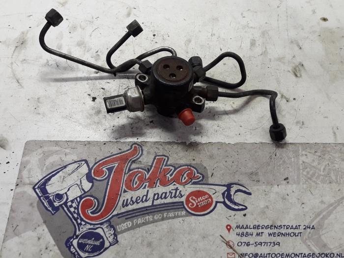Gebruikte Injector brug Ford Transit Connect 1.8 TDCi 75 Prijs op aanvraag aangeboden door Autodemontage Joko B.V.