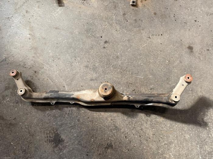 Gebruikte Motorbalk Volkswagen Caddy II (9K9A) 1.9 SDI Prijs op aanvraag aangeboden door Autodemontage Joko B.V.