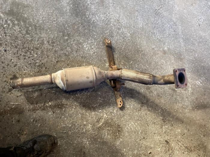 Gebruikte Katalysator Volkswagen Caddy II (9K9A) 1.9 SDI Prijs op aanvraag aangeboden door Autodemontage Joko B.V.