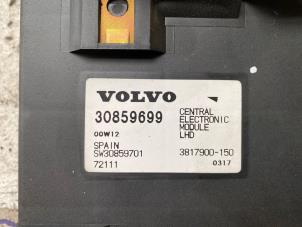 Computer Body Control van een Volvo S40 (VS) 1.6 16V 2000