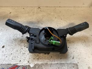 Gebruikte Licht + Raw Schakelaar Opel Astra H (L48) 1.7 CDTi 16V Prijs op aanvraag aangeboden door Autodemontage Joko B.V.