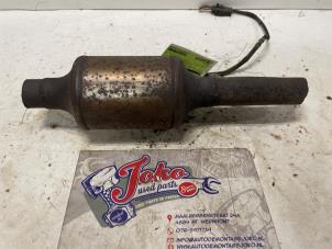 Gebruikte Katalysator Volkswagen Golf IV (1J1) 1.6 FSI 16V Prijs op aanvraag aangeboden door Autodemontage Joko B.V.