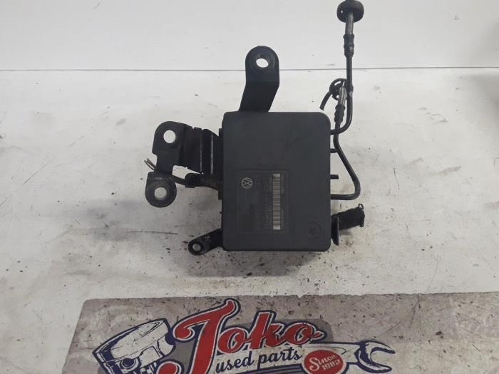 Gebruikte Computer ABS Volkswagen Golf IV (1J1) 1.6 FSI 16V Prijs op aanvraag aangeboden door Autodemontage Joko B.V.