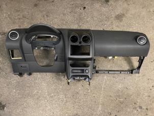 Gebruikte Dashboard Nissan Qashqai (J10) 2.0 16V Prijs op aanvraag aangeboden door Autodemontage Joko B.V.