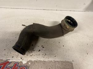 Gebruikte Intercooler Slang Mercedes B (W245) 2.0 B-180 CDI 16V Prijs op aanvraag aangeboden door Autodemontage Joko B.V.