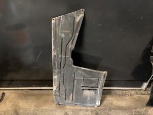 Gebruikte Motor Beschermplaat BMW 1 serie (F20) 118d 2.0 16V Prijs op aanvraag aangeboden door Autodemontage Joko B.V.